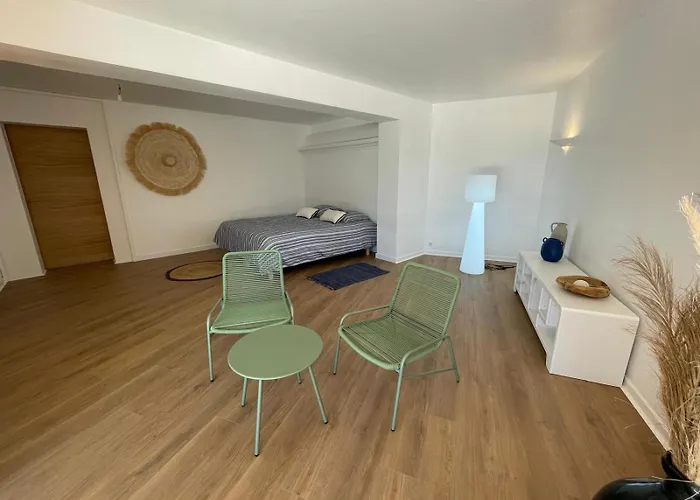 - De Standing Avec Piscine & Vue ヴィラ