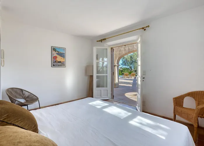 - De Standing Avec Piscine & Vue Villa Sainte-Maxime