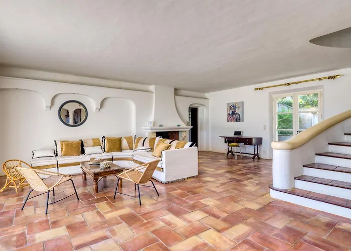 - De Standing Avec Piscine & Vue Villa *